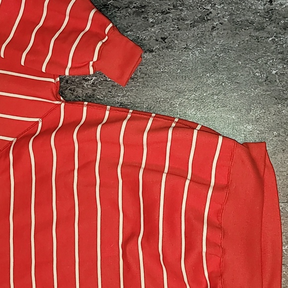 Vintage. 90s. Eddie Bauer. Crewneck pullover. Like-new. Men's size XL - Picture 4 of 16